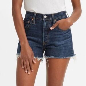 Levi's | 501 Denim Shorts Medium Dark Wash Size‎ 31